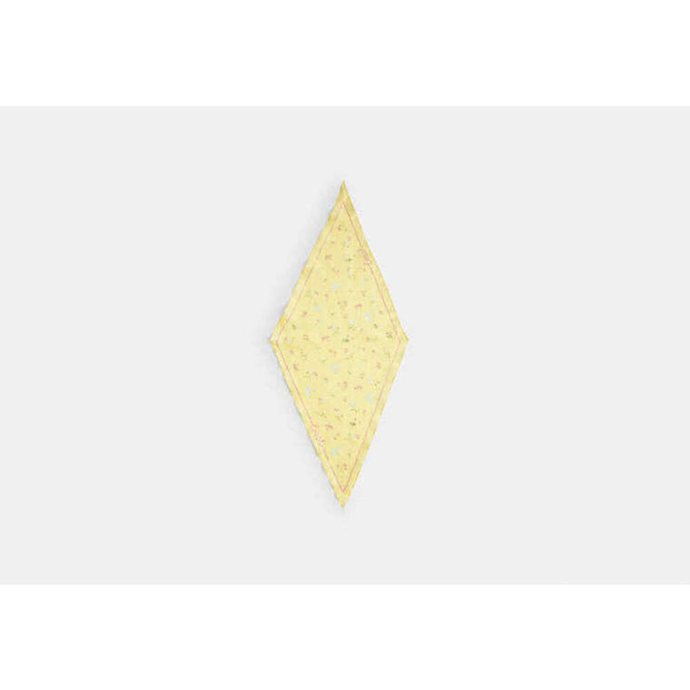 Coach 🆕 Tossed yellow Floral Print Silk Diamond Scarf